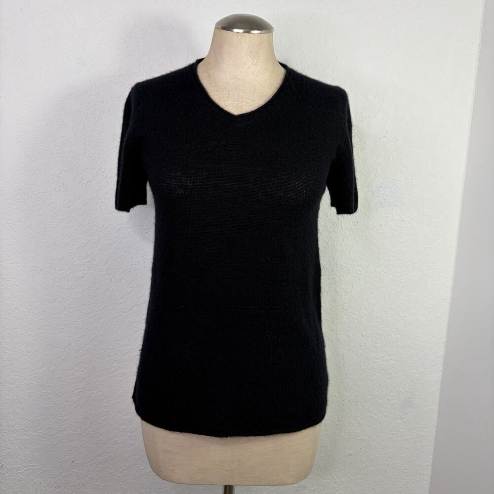 White + Warren Black Cashmere Knit Top Size M, Made Hong Kong, basic, classic